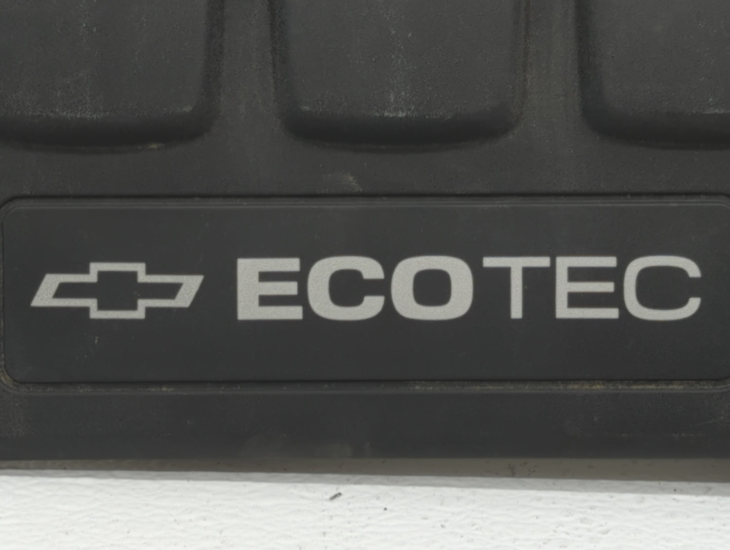 2017 Chevrolet Trax Engine Cover - Oemusedautoparts1.com