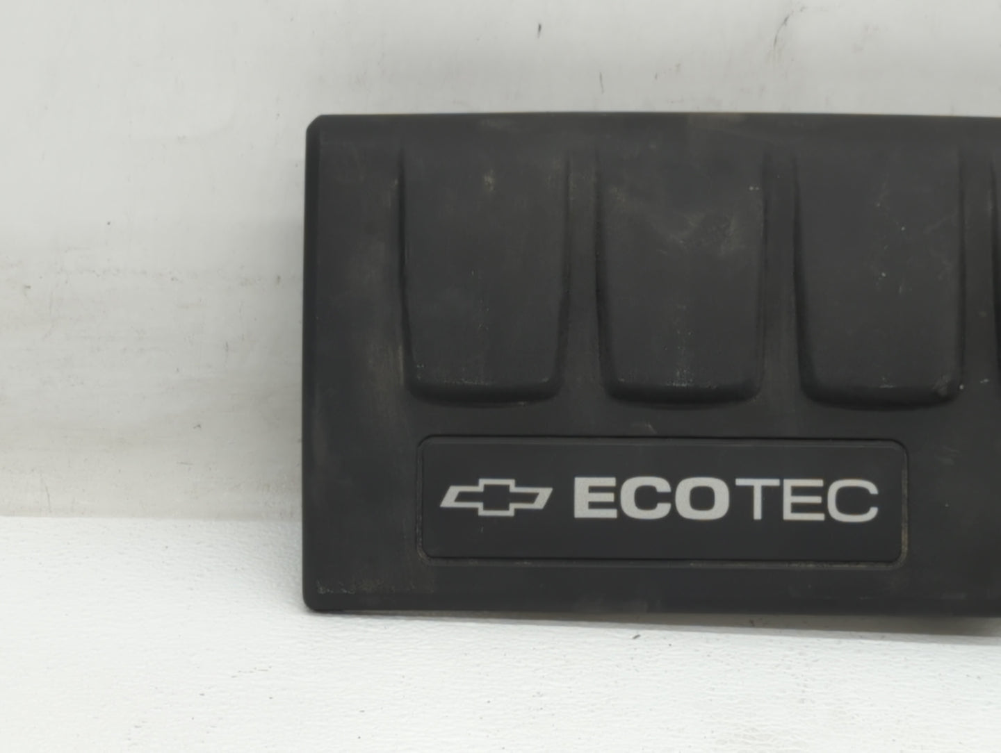 2017 Chevrolet Trax Engine Cover - Oemusedautoparts1.com