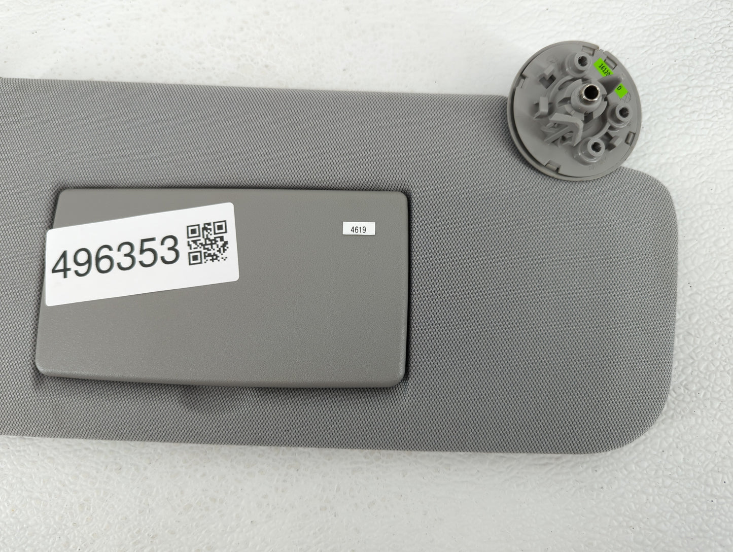 2017-2021 Chevrolet Trax Sun Visor Shade Replacement Passenger Right Mirror Fits Fits 2017 2018 2019 2020 2021 OEM Used Auto