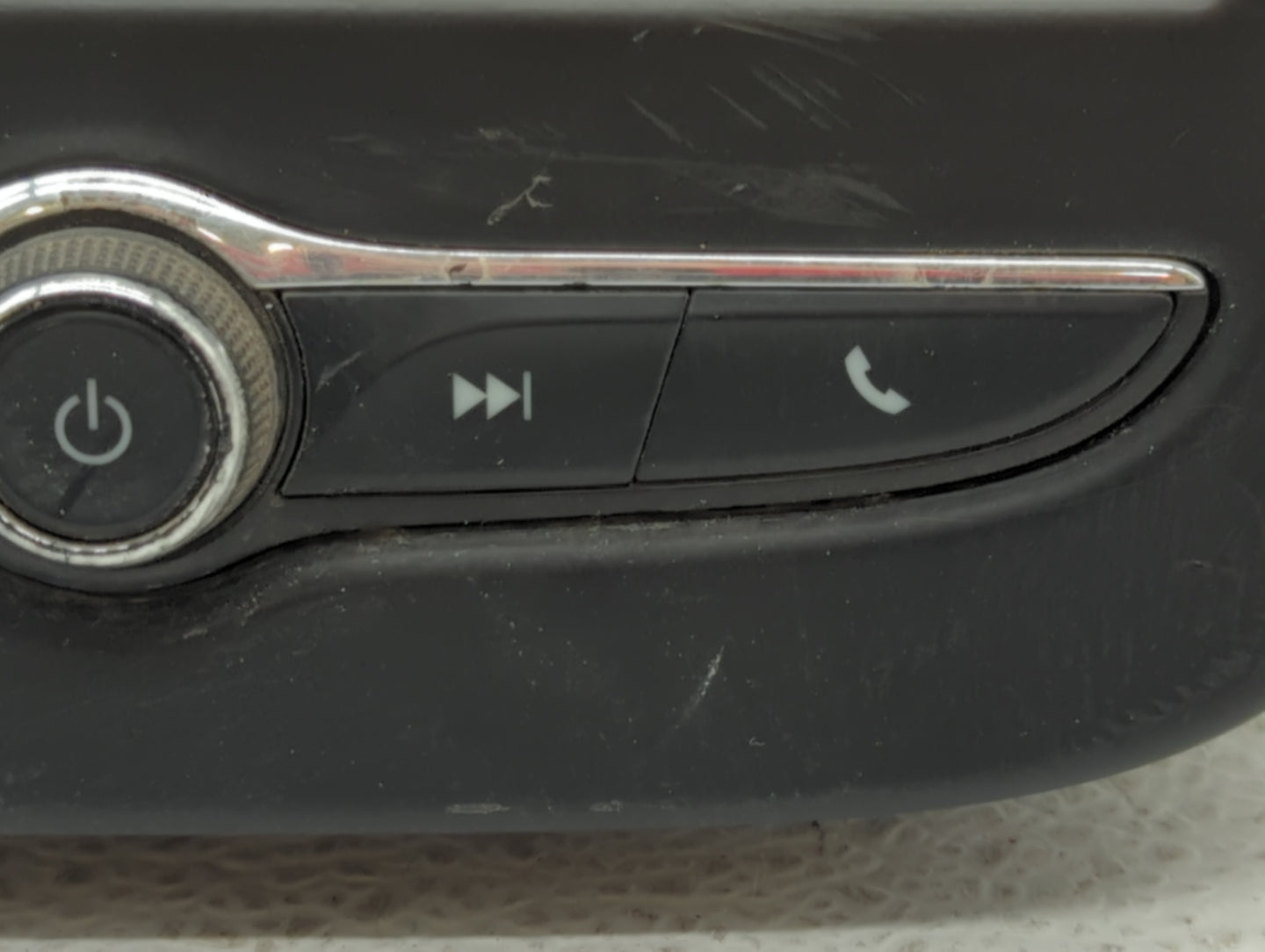 2017-2017 Chevrolet Trax Am Fm Cd Player Radio Receiver - Oemusedautoparts1.com