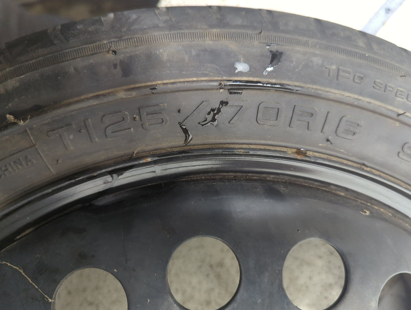 2017 Chevrolet Trax Spare Donut Tire Wheel Rim Oem 5036735 - Oemusedautoparts1.com