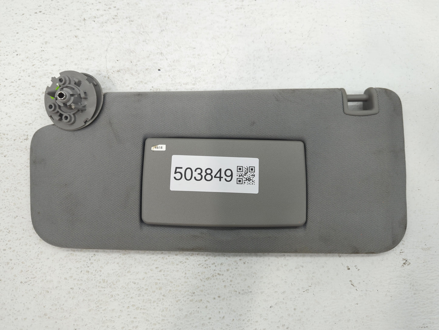 2017-2021 Chevrolet Trax Sun Visor Shade Replacement Passenger Right Mirror Fits Fits 2017 2018 2019 2020 2021 OEM Used Auto