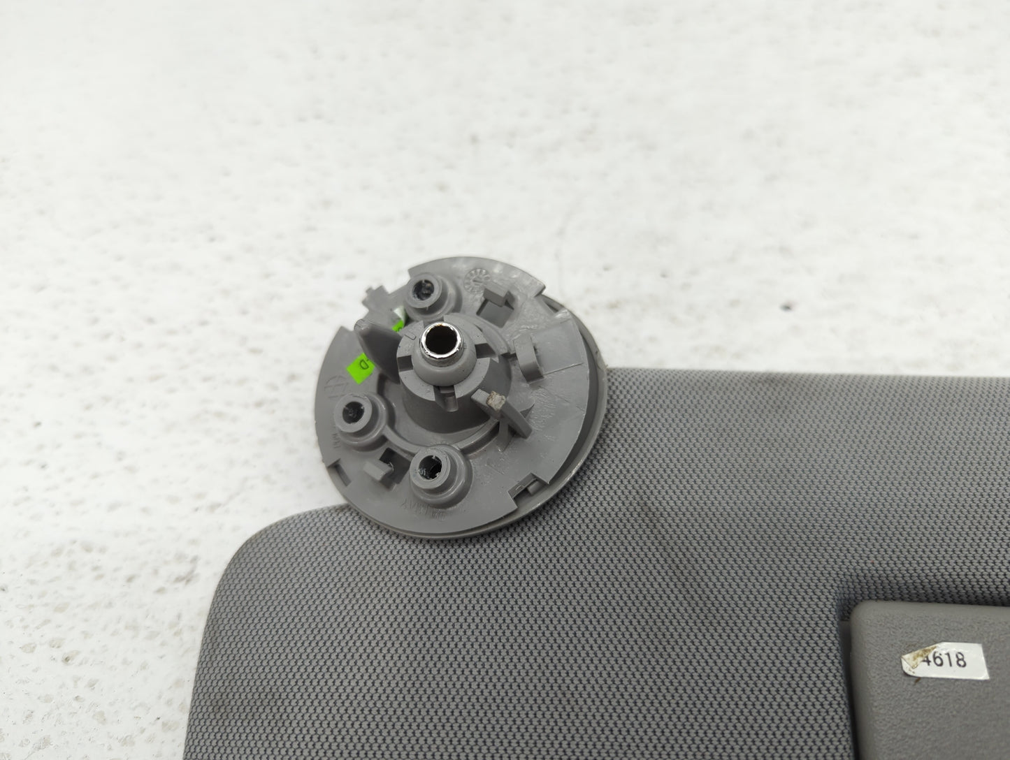 2017-2021 Chevrolet Trax Sun Visor Shade Replacement Passenger Right Mirror Fits Fits 2017 2018 2019 2020 2021 OEM Used Auto