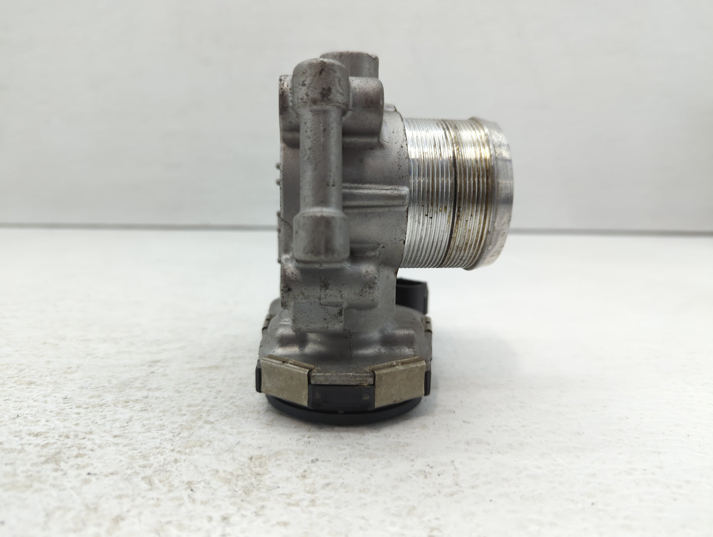 2013-2021 Chevrolet Trax Throttle Body P/N:55565489 Fits Fits 2011 2012 2013 2014 2015 2016 2017 2018 2019 2020 2021 OEM Use