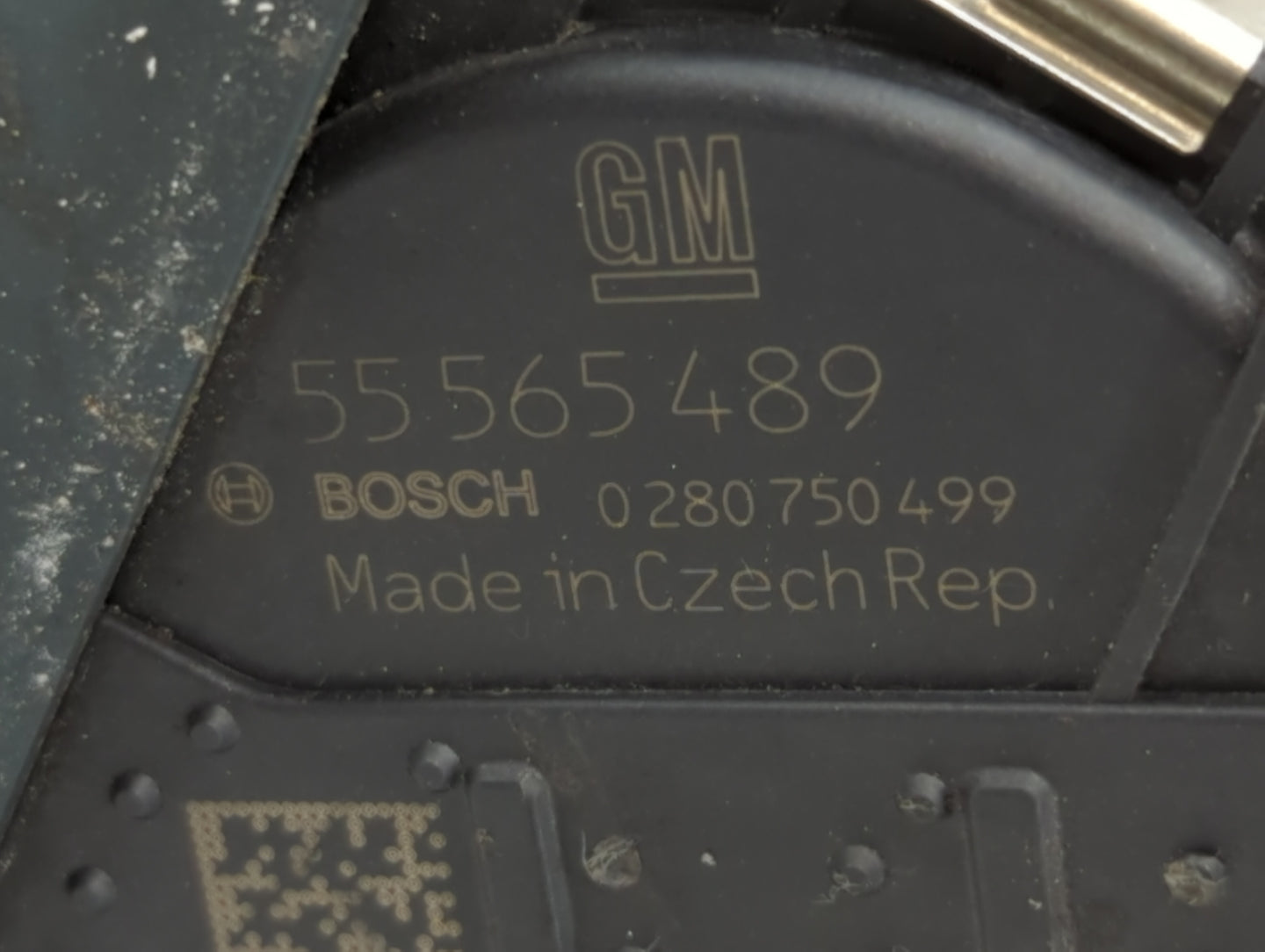 2013-2021 Chevrolet Trax Throttle Body P/N:55565489 Fits Fits 2011 2012 2013 2014 2015 2016 2017 2018 2019 2020 2021 OEM Use