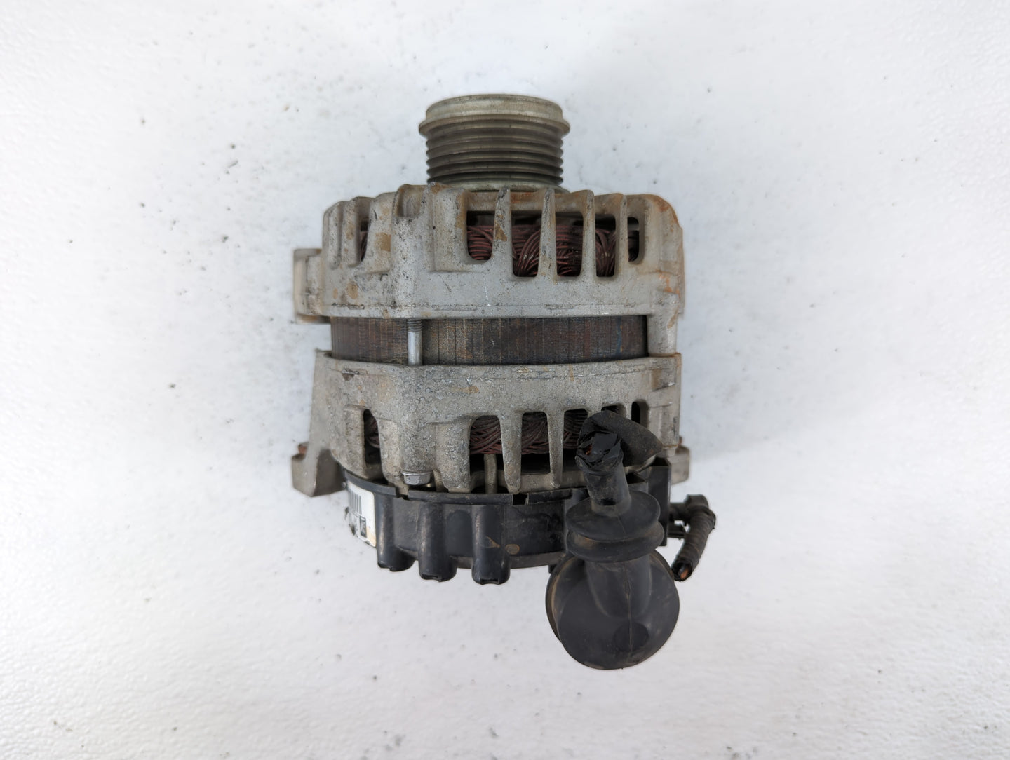 2013-2021 Chevrolet Trax Alternator Replacement Generator Charging Assembly Engine OEM P/N:13597226 Fits OEM Used Auto Parts