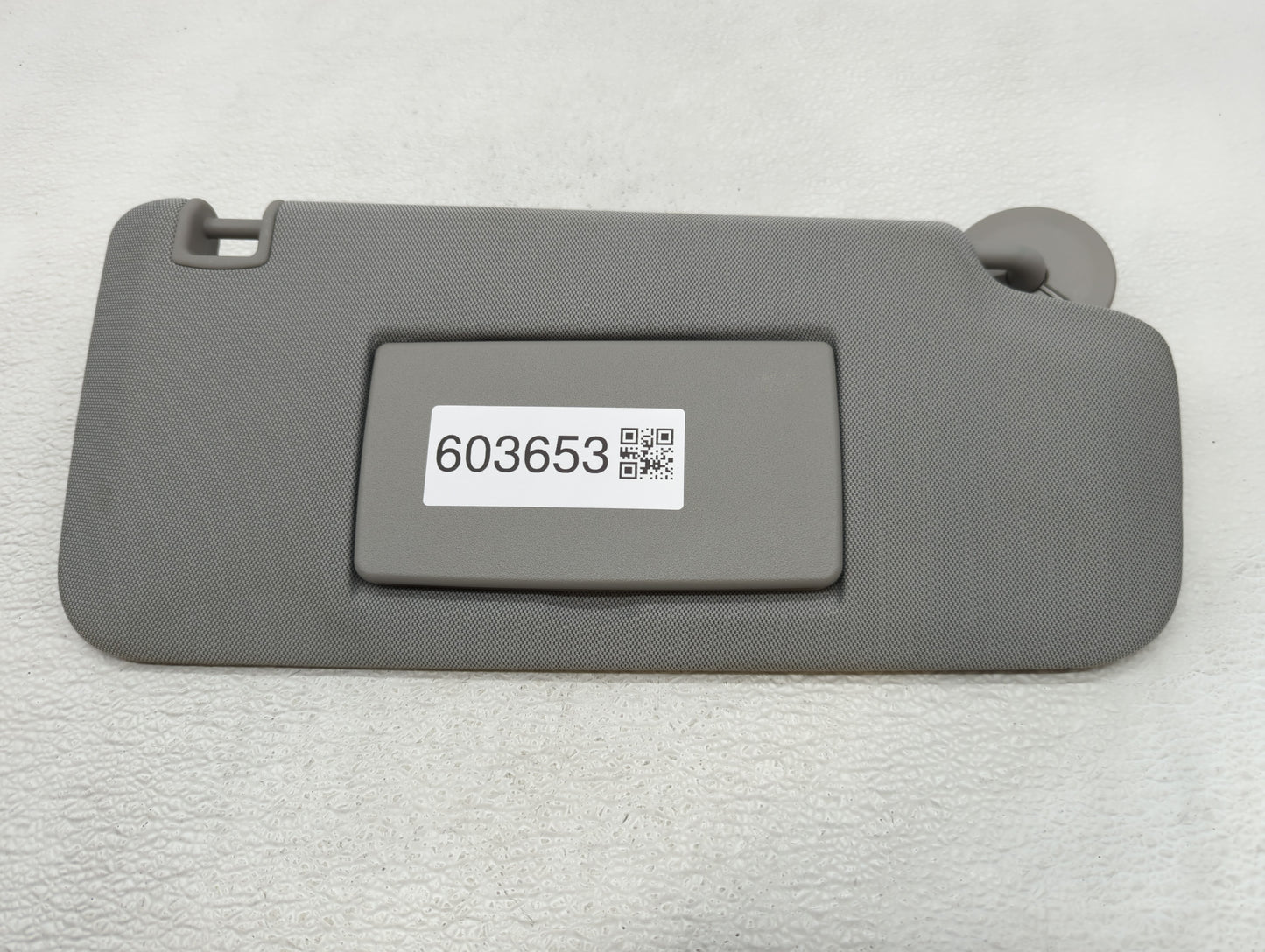 2017-2021 Chevrolet Trax Sun Visor Shade Replacement Passenger Right Mirror Fits Fits 2017 2018 2019 2020 2021 OEM Used Auto