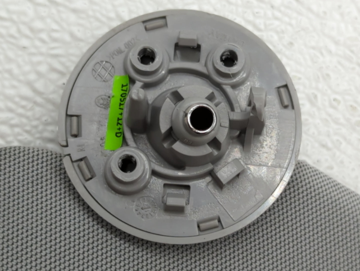 2017-2021 Chevrolet Trax Sun Visor Shade Replacement Passenger Right Mirror Fits Fits 2017 2018 2019 2020 2021 OEM Used Auto