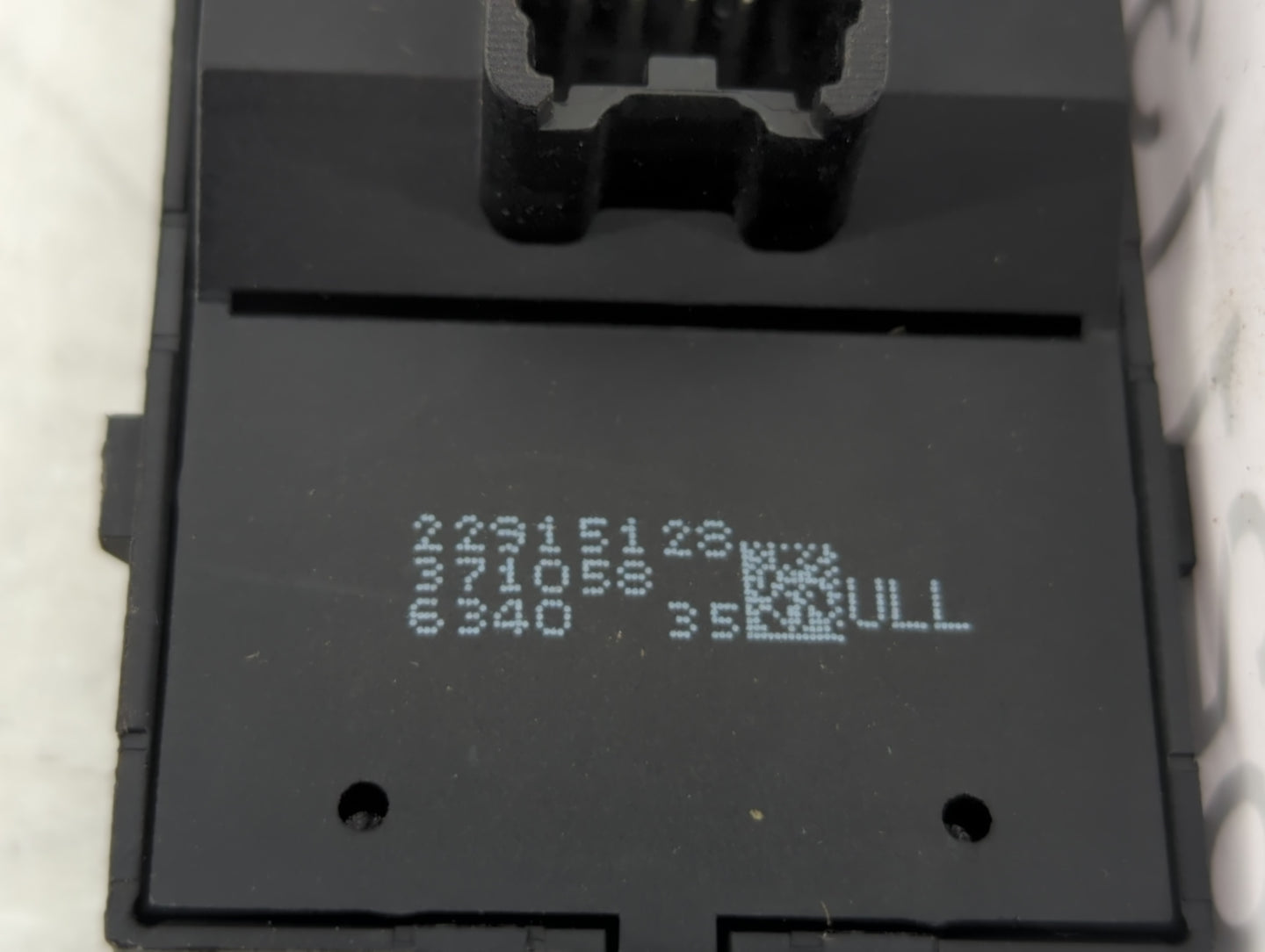 2017-2021 Chevrolet Trax Master Power Window Switch Replacement Driver Side Left P/N:371058 22915128 Fits OEM Used Auto Part