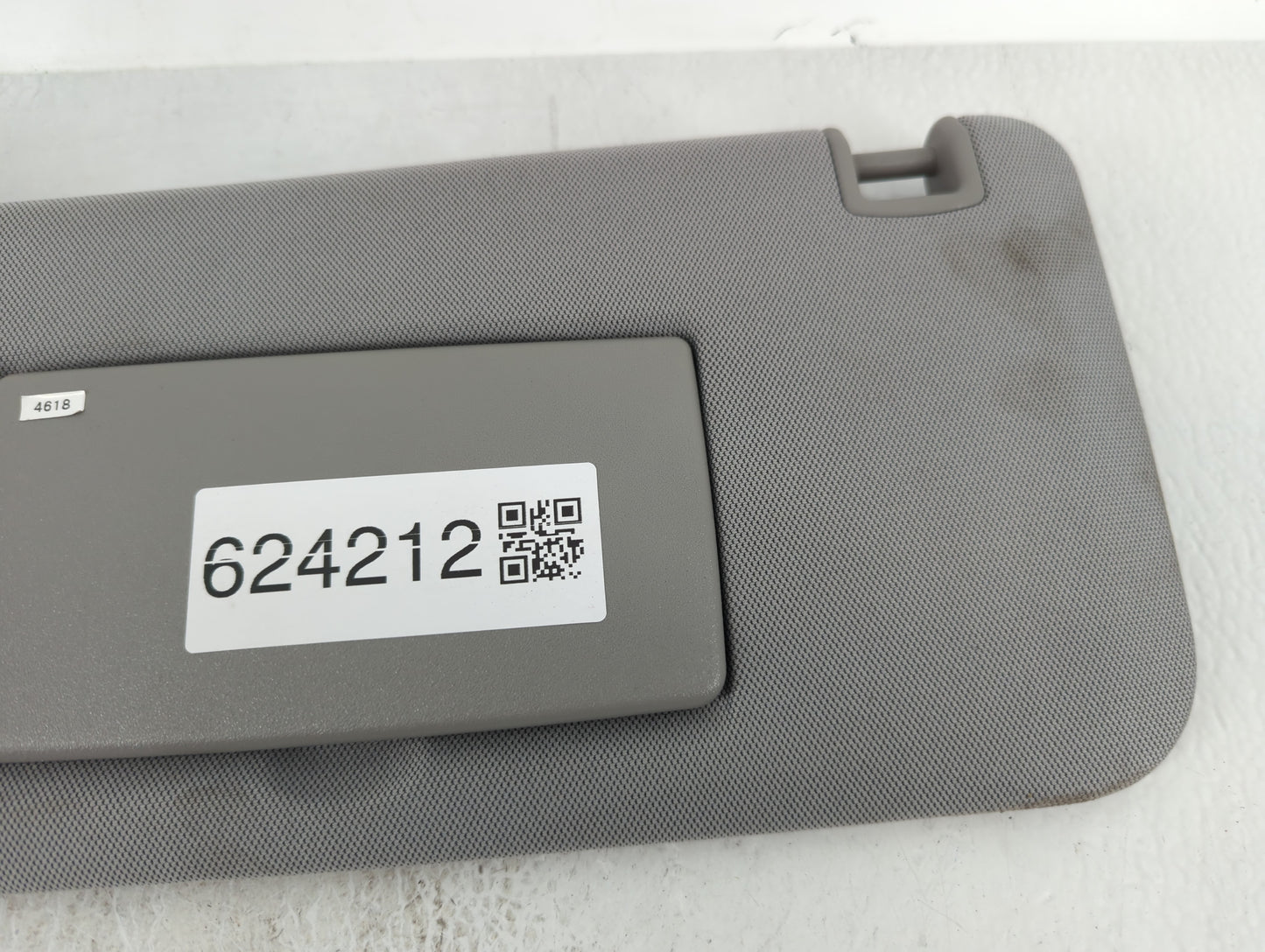 2017-2021 Chevrolet Trax Sun Visor Shade Replacement Driver Left Mirror Fits Fits 2017 2018 2019 2020 2021 OEM Used Auto Par