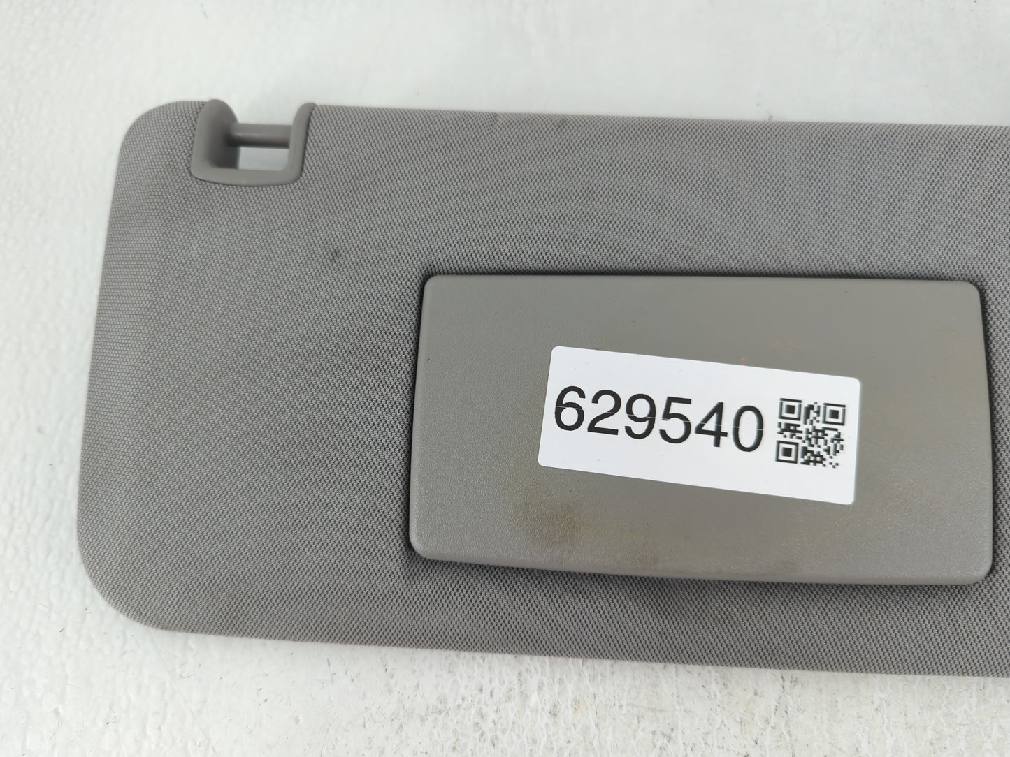 2017-2021 Chevrolet Trax Sun Visor Shade Replacement Passenger Right Mirror Fits Fits 2017 2018 2019 2020 2021 OEM Used Auto