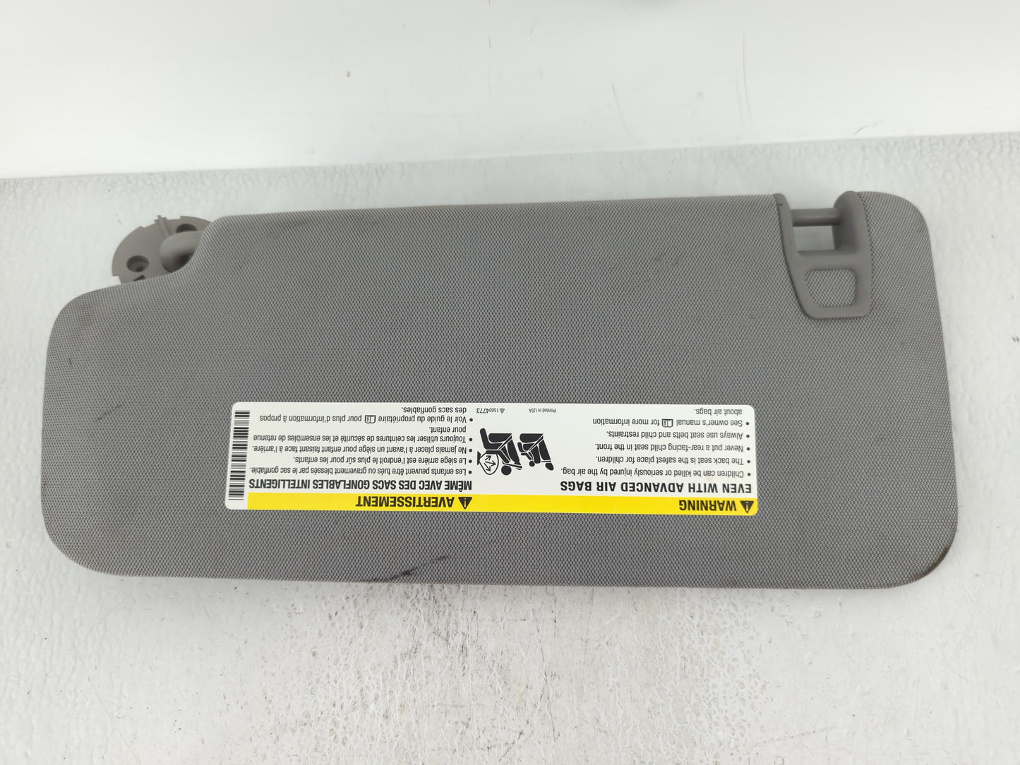 2017-2021 Chevrolet Trax Sun Visor Shade Replacement Passenger Right Mirror Fits Fits 2017 2018 2019 2020 2021 OEM Used Auto