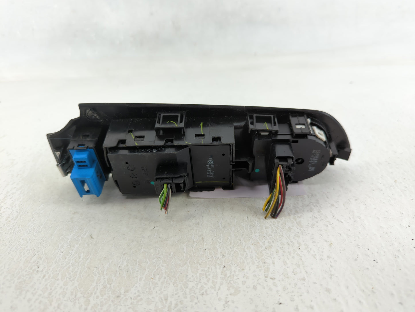 2017-2021 Chevrolet Trax Master Power Window Switch Replacement Driver Side Left P/N:371058 22915128 Fits OEM Used Auto Part