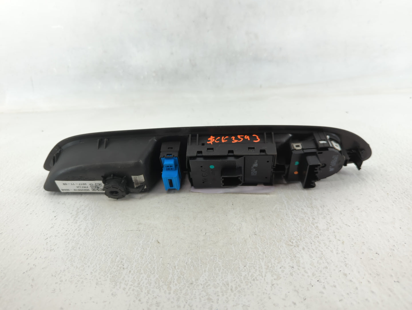 2017-2021 Chevrolet Trax Master Power Window Switch Replacement Driver Side Left P/N:371058 22915128 Fits OEM Used Auto Part