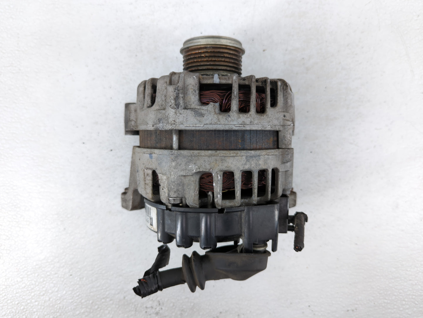 2013-2021 Chevrolet Trax Alternator Replacement Generator Charging Assembly Engine OEM P/N:2619573 B 13597226 Fits OEM Used 