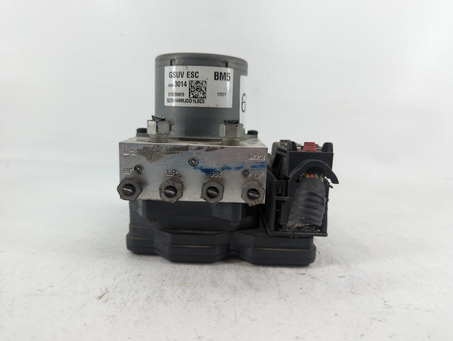 2017-2020 Chevrolet Trax ABS Pump Control Module Replacement P/N:42563014 Fits Fits 2017 2018 2019 2020 OEM Used Auto Parts 