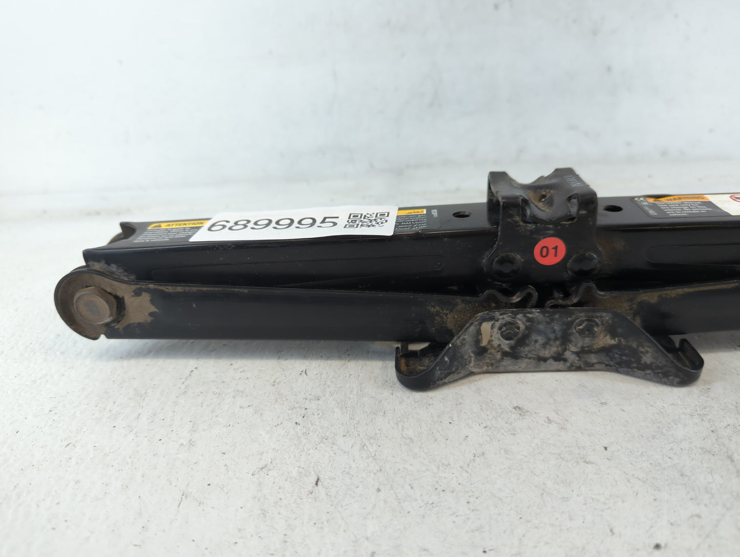 2017 Chevrolet Trax Spare Scissor Car Jack - Oemusedautoparts1.com