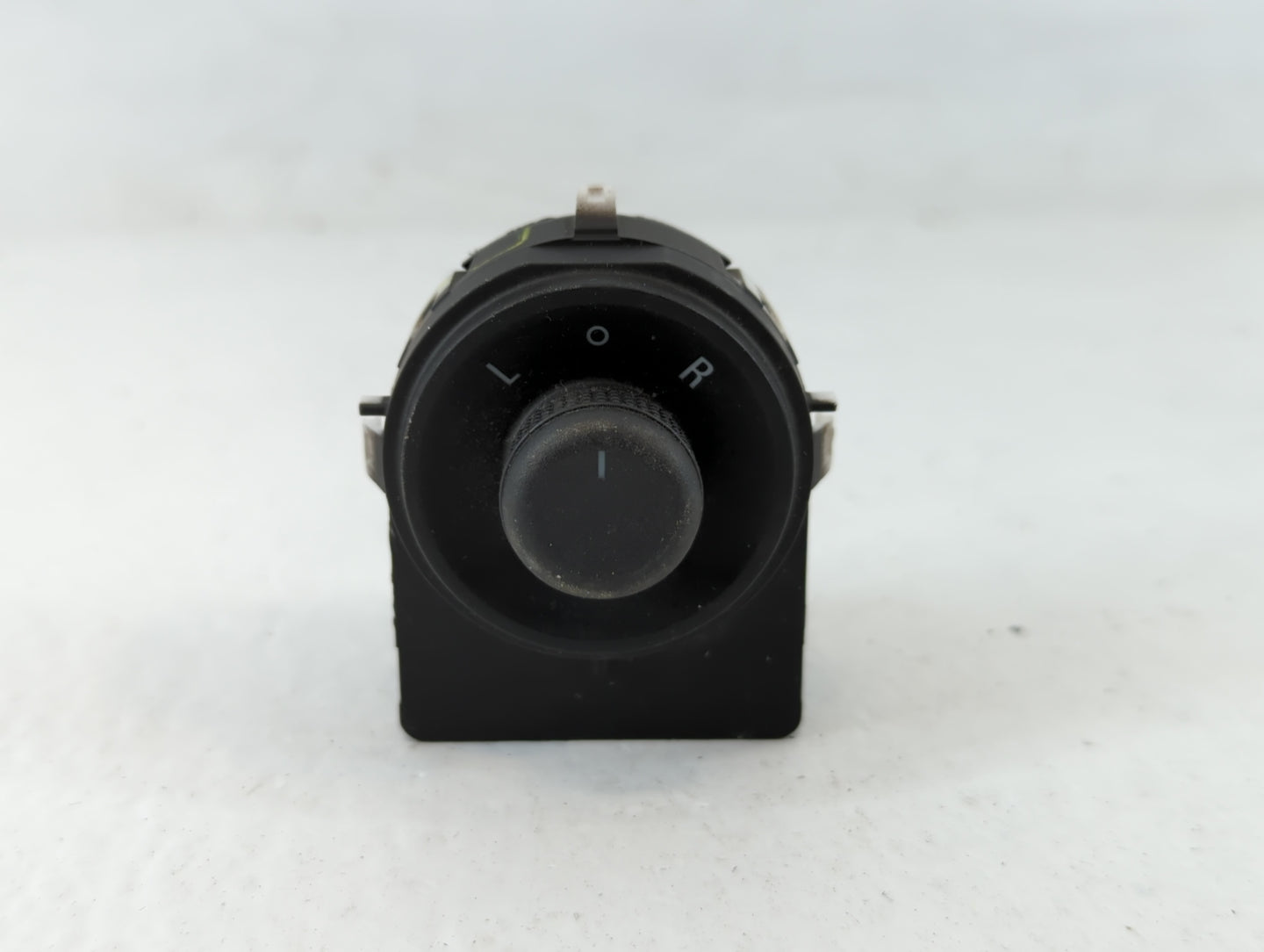2017-2021 Chevrolet Trax Master Power Window Switch Replacement Driver Side Left P/N:17015503 42406141 Fits OEM Used Auto Pa