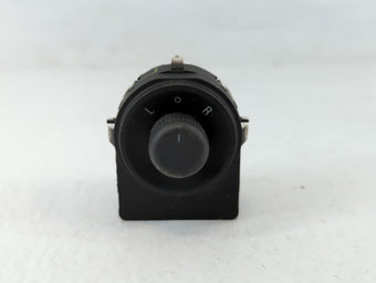 compare product 2017-2021 Chevrolet Trax Master Power Window Switch Replacement Driver Side Left P/N:17015503 42406141 Fits OEM Used Auto Parts
