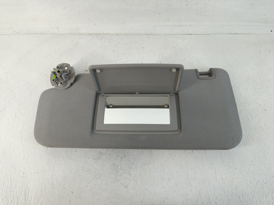 2017-2020 Chevrolet Trax Sun Visor Shade Replacement Passenger Right Mirror Fits Fits 2017 2018 2019 2020 OEM Used Auto Part