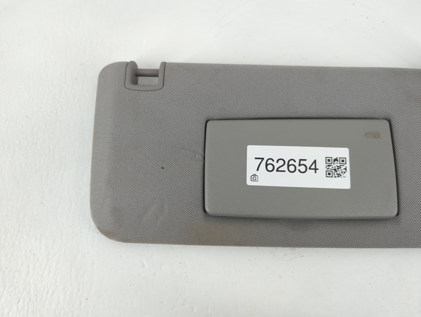 2017-2021 Chevrolet Trax Sun Visor Shade Replacement Passenger Right Mirror Fits Fits 2017 2018 2019 2020 2021 OEM Used Auto