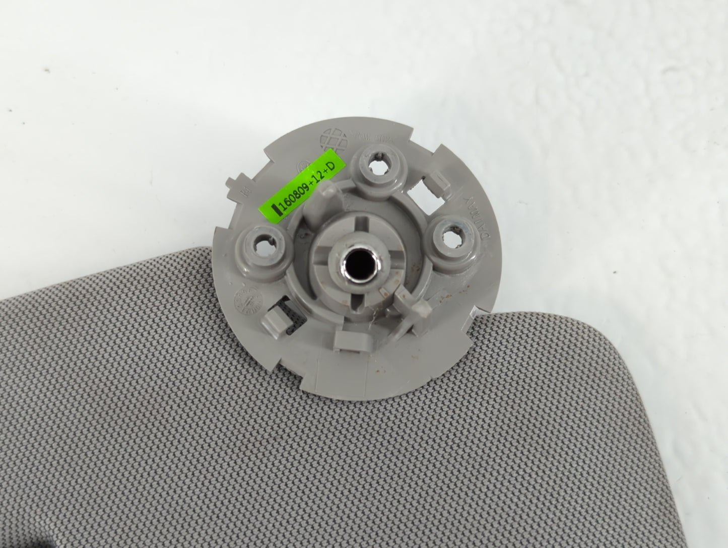 2017-2021 Chevrolet Trax Sun Visor Shade Replacement Passenger Right Mirror Fits Fits 2017 2018 2019 2020 2021 OEM Used Auto