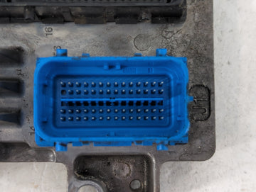 2017-2021 Chevrolet Trax PCM Engine Control Computer ECU ECM PCU OEM P/N:12679097 Fits Fits 2017 2018 2019 2020 2021 OEM Used Auto Parts