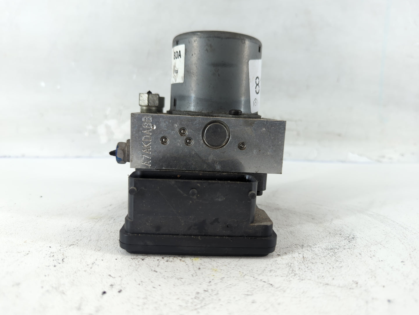 2017-2021 Chevrolet Trax ABS Pump Control Module Replacement P/N:42520669 Fits Fits 2017 2018 2019 2020 2021 OEM Used Auto P