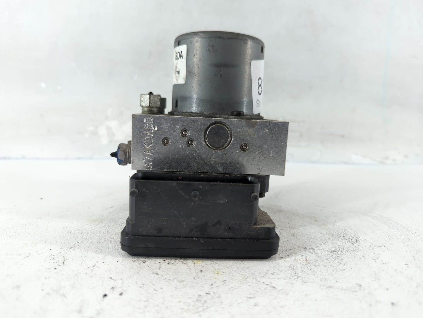 2017-2021 Chevrolet Trax ABS Pump Control Module Replacement P/N:42520669 Fits Fits 2017 2018 2019 2020 2021 OEM Used Auto P