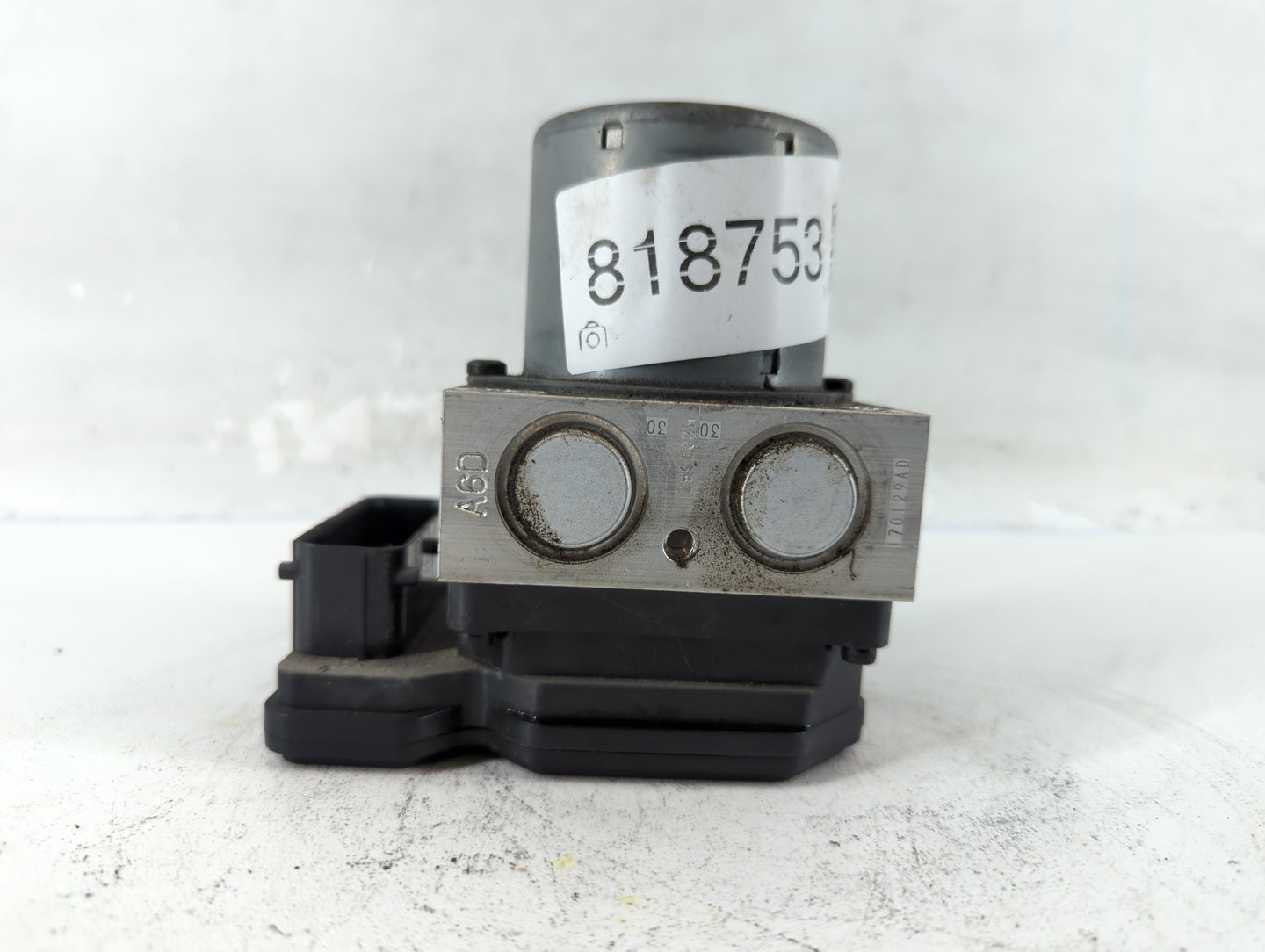 2017-2021 Chevrolet Trax ABS Pump Control Module Replacement P/N:42520669 Fits Fits 2017 2018 2019 2020 2021 OEM Used Auto P