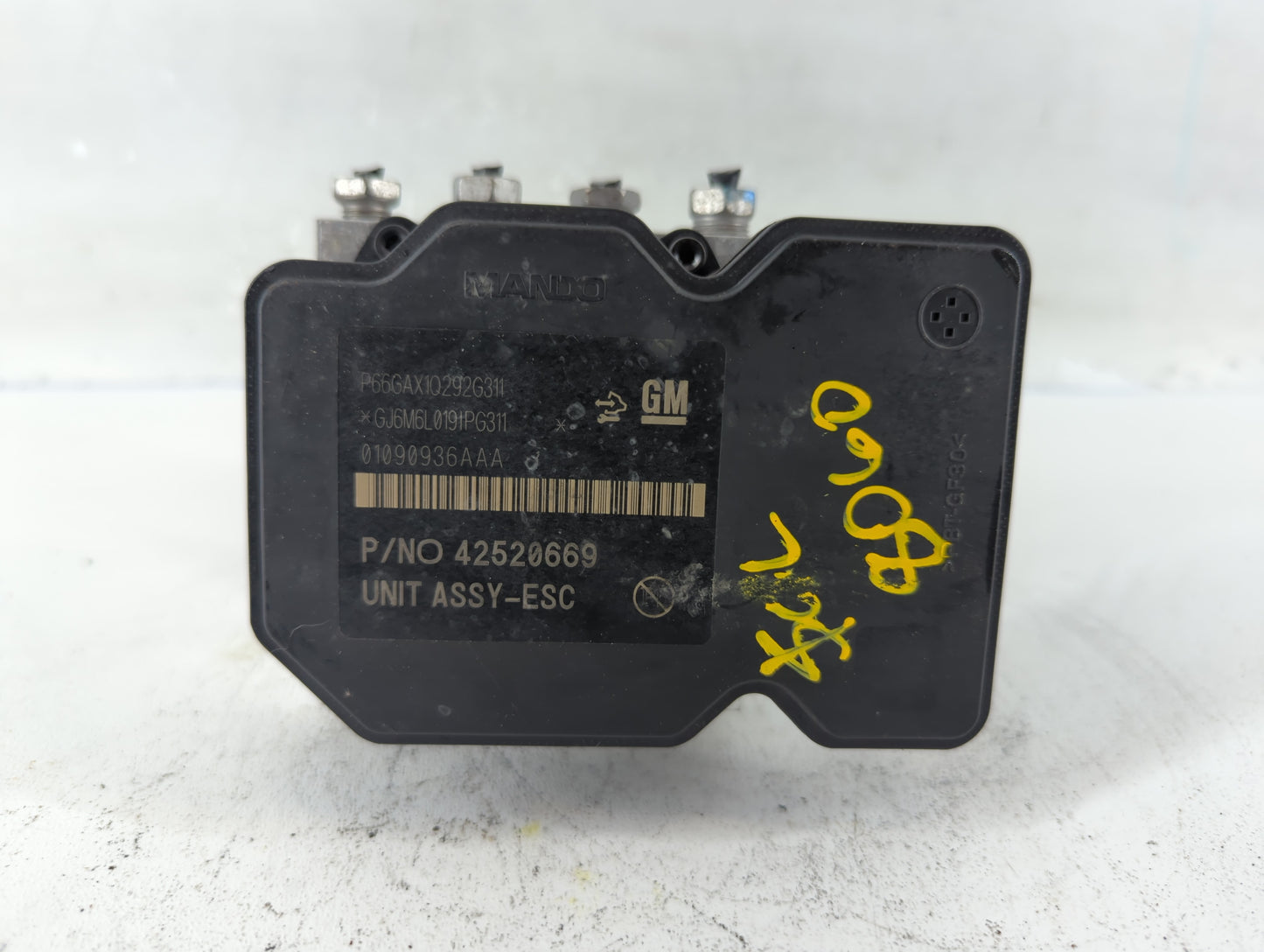 2017-2021 Chevrolet Trax ABS Pump Control Module Replacement P/N:42520669 Fits Fits 2017 2018 2019 2020 2021 OEM Used Auto P