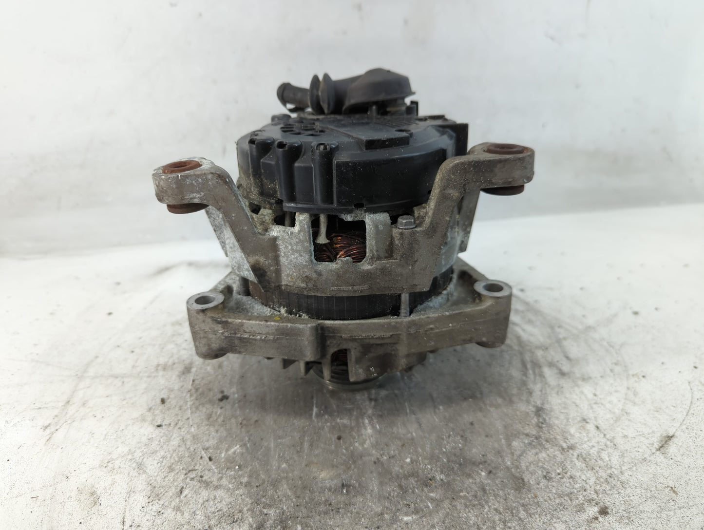 2013-2021 Chevrolet Trax Alternator Replacement Generator Charging Assembly Engine OEM P/N:13597226 Fits OEM Used Auto Parts