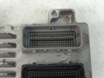 2017-2021 Chevrolet Trax PCM Engine Control Computer ECU ECM PCU OEM P/N:12679097 Fits Fits 2017 2018 2019 2020 2021 OEM Used Auto Parts