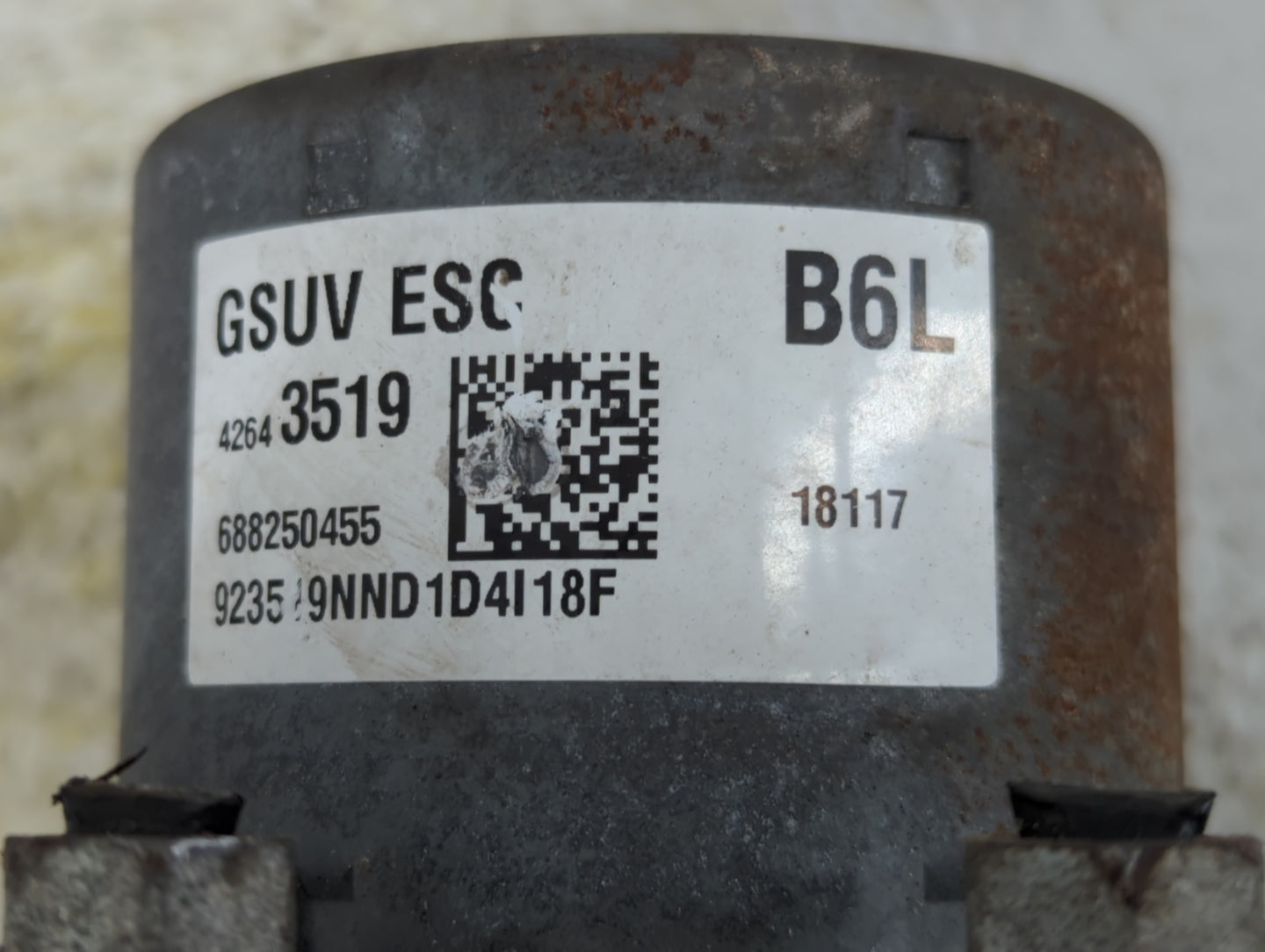 2017-2020 Chevrolet Trax ABS Pump Control Module Replacement P/N:42643519 Fits Fits 2017 2018 2019 2020 OEM Used Auto Parts 