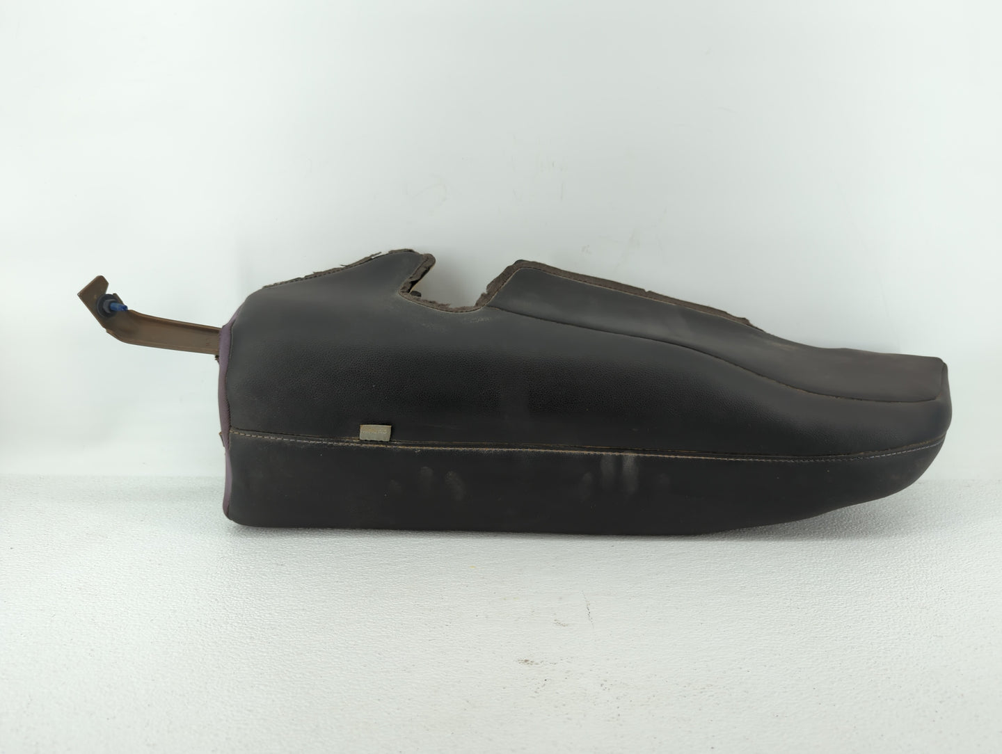 2016-2017 Chevrolet Volt Air Bag Passenger Right Knee OEM P/N:160421005 Fits Fits 2016 2017 OEM Used Auto Parts - Oemusedaut