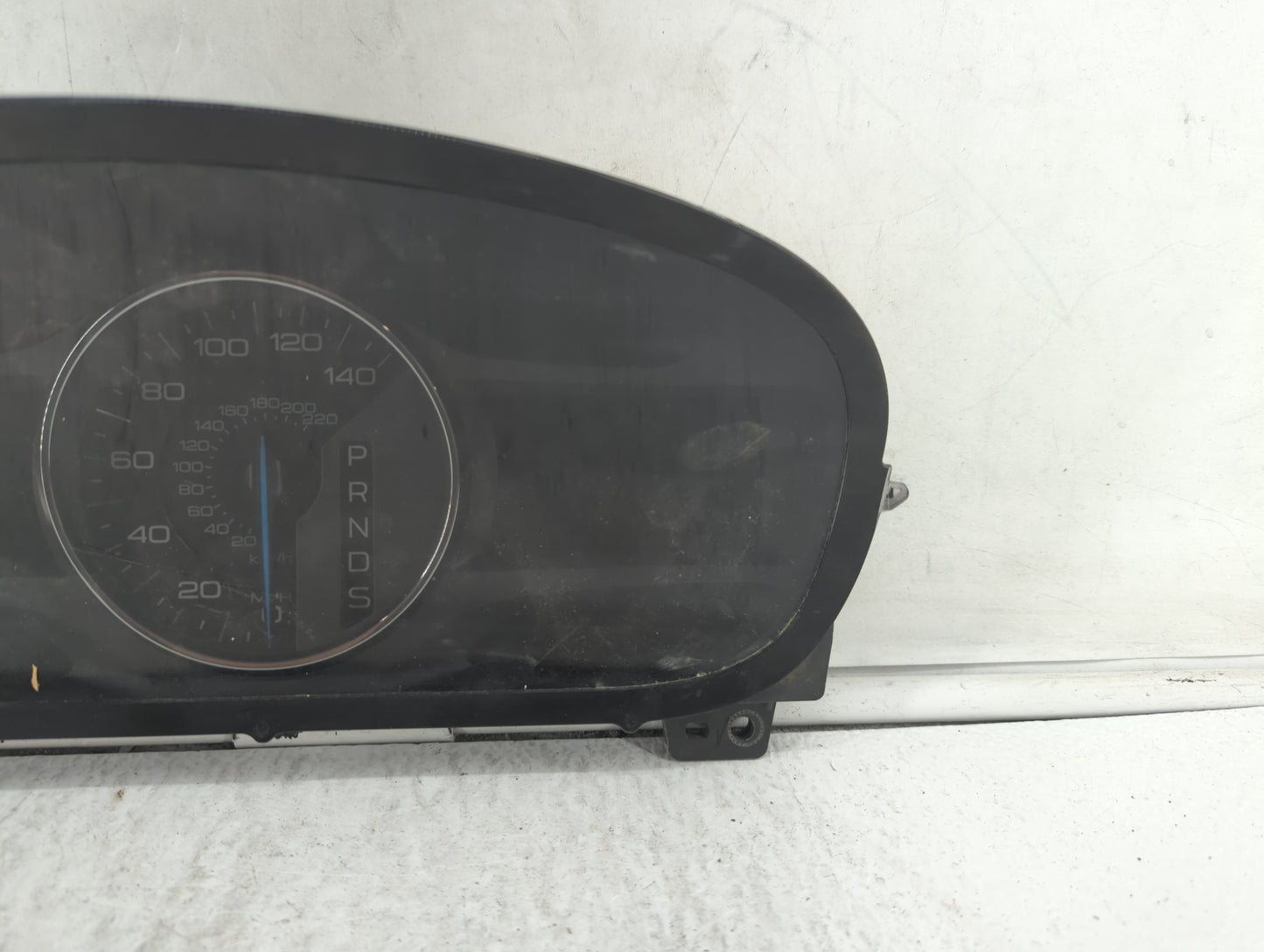 2017-2018 Chevrolet Volt Instrument Cluster Speedometer Gauges P/N:DT1T-10849-RB Fits Fits 2017 2018 OEM Used Auto Parts - O