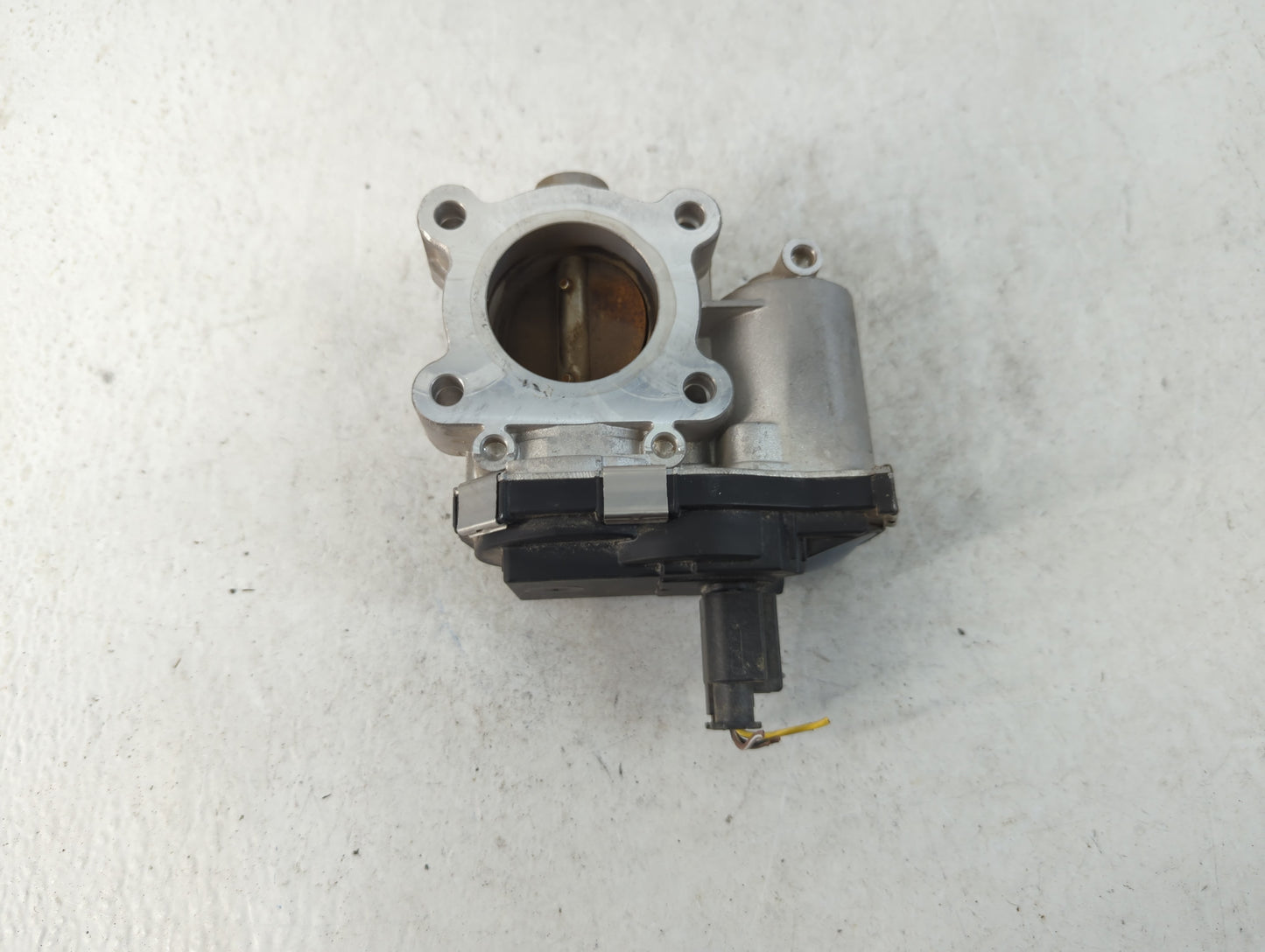 2016-2019 Chevrolet Volt Throttle Body P/N:12673013 Fits Fits 2016 2017 2018 2019 OEM Used Auto Parts - Oemusedautoparts1.co