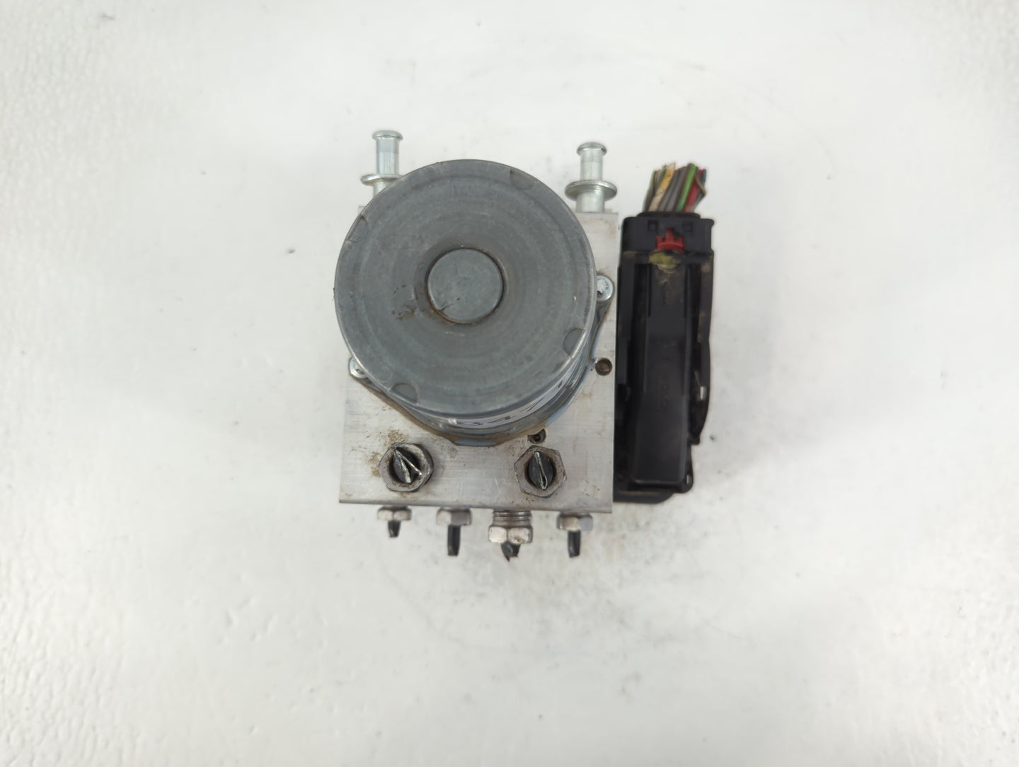 2016-2017 Chevrolet Volt ABS Pump Control Module Replacement P/N:23389754 Fits Fits 2016 2017 OEM Used Auto Parts - Oemuseda
