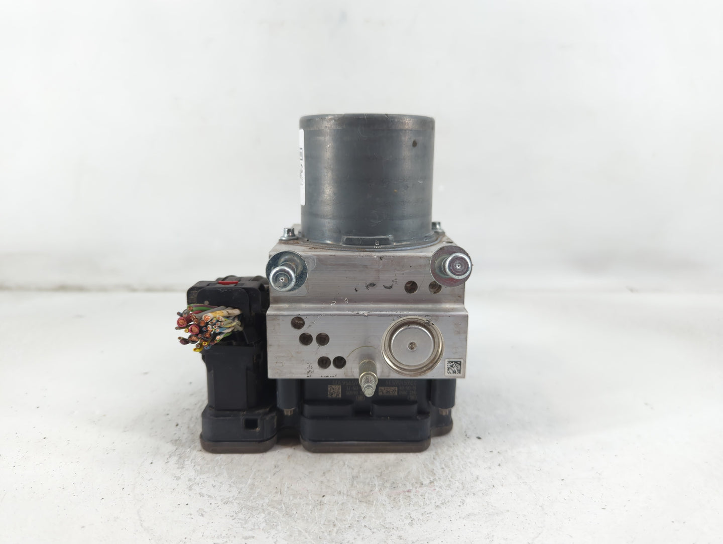 2016-2017 Chevrolet Volt ABS Pump Control Module Replacement P/N:23389754 Fits Fits 2016 2017 OEM Used Auto Parts - Oemuseda