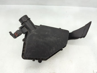 compare product 2016-2019 Chevrolet Volt Air Cleaner Intake-duct Hose Tube