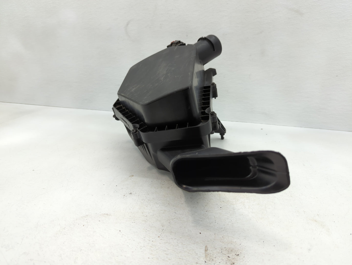 2016-2019 Chevrolet Volt Air Cleaner Intake-duct Hose Tube - Oemusedautoparts1.com