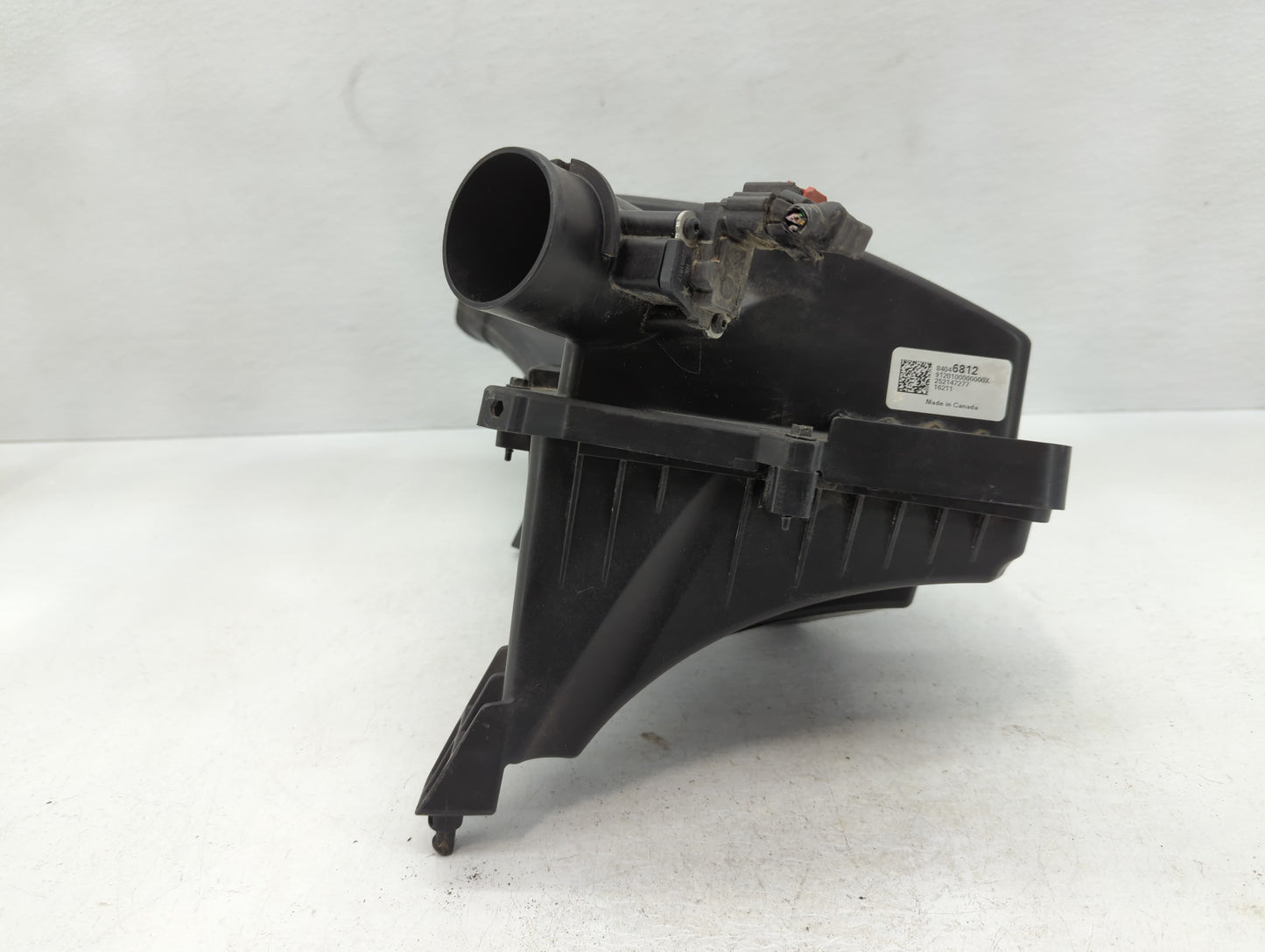 2016-2019 Chevrolet Volt Air Cleaner Intake-duct Hose Tube - Oemusedautoparts1.com