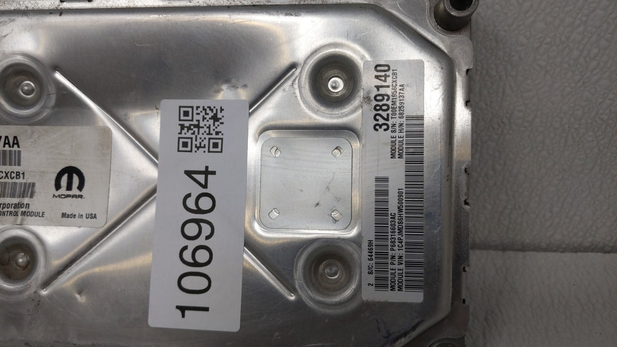 2016-2017 Chrysler 200 PCM Engine Control Computer ECU ECM PCU OEM P/N:P68405807AE P68328875AA, P68259137AA Fits 2016 2017 O