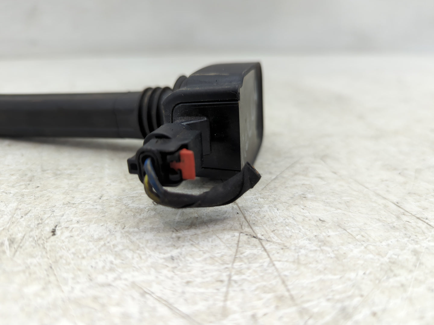 2015-2017 Chrysler 200 Ignition Coil Igniter Pack - Oemusedautoparts1.com