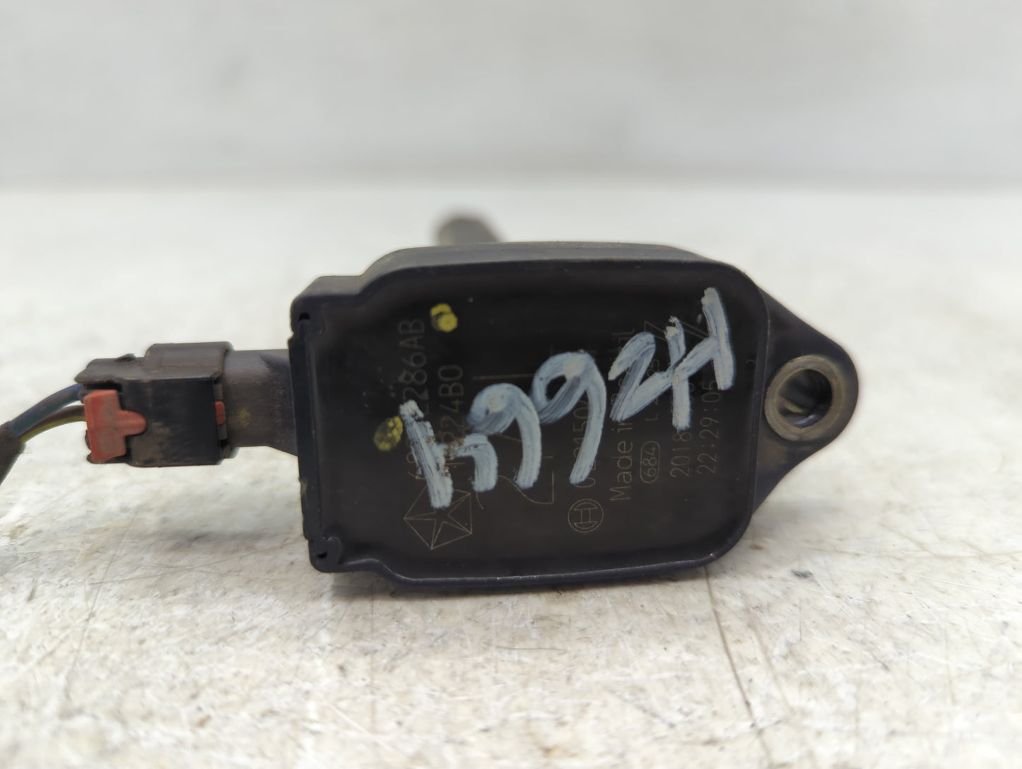 2015-2017 Chrysler 200 Ignition Coil Igniter Pack - Oemusedautoparts1.com