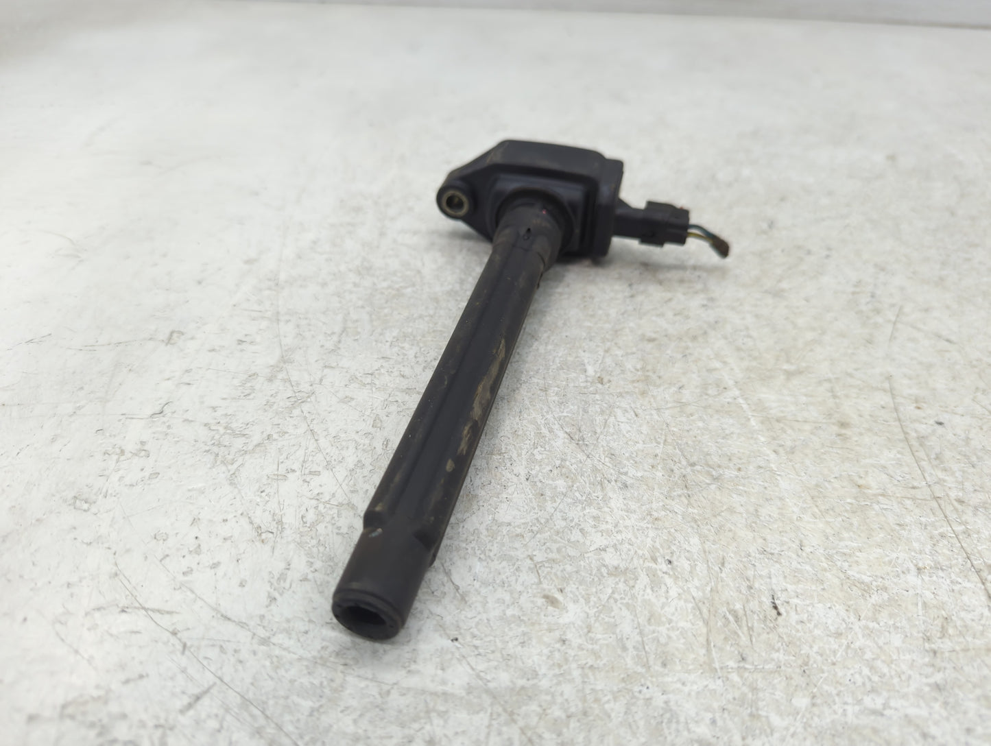 2015-2017 Chrysler 200 Ignition Coil Igniter Pack - Oemusedautoparts1.com