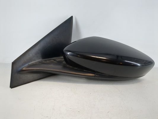 2015-2017 Chrysler 200 Driver Side View Mirror - Left Door Mirror OEM Used - Oemusedautoparts1.com
