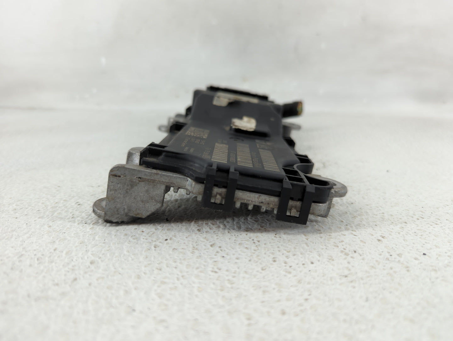2015-2017 Chrysler 200 Chassis Control Module Ccm Bcm Body Control - Oemusedautoparts1.com