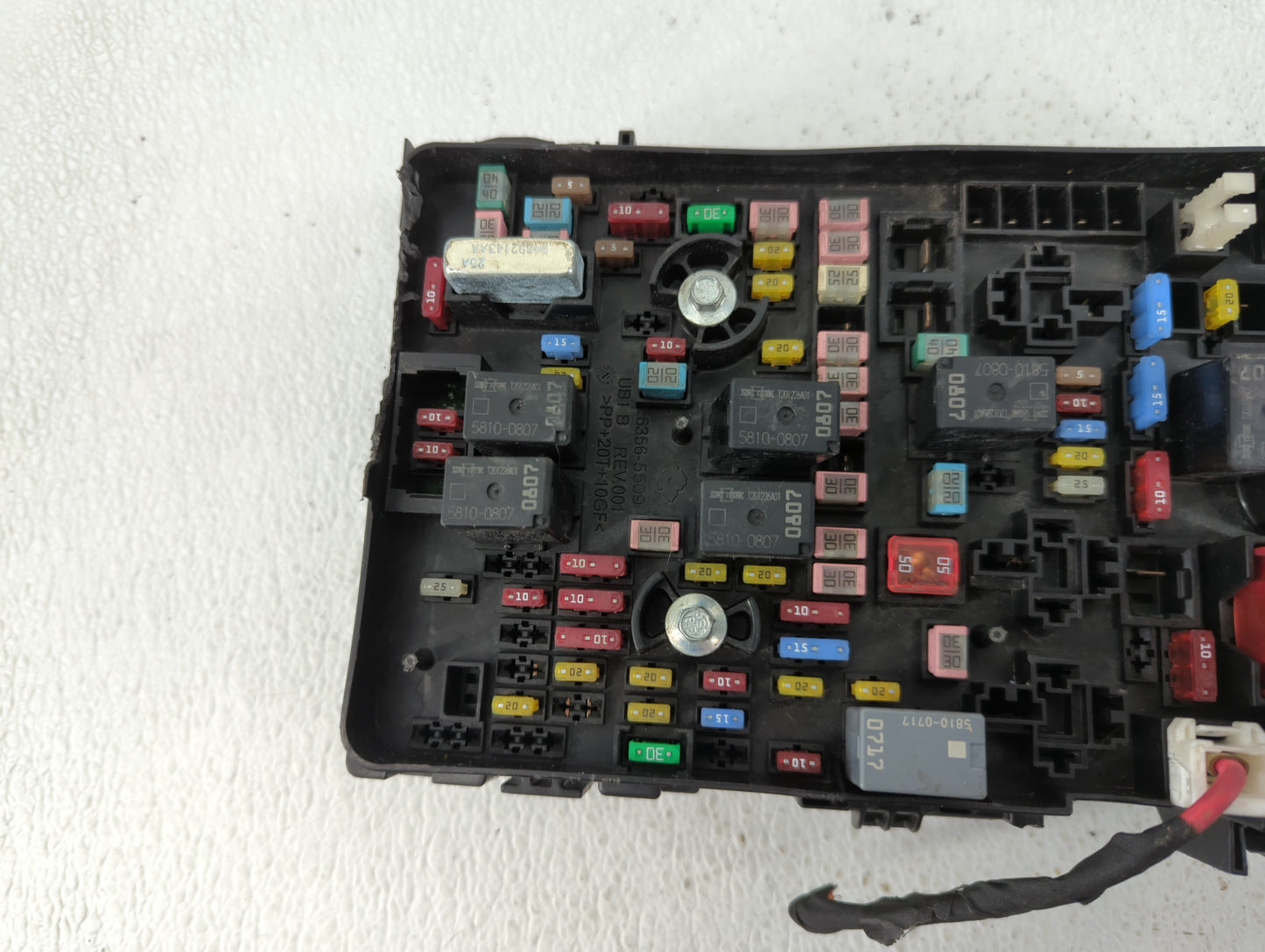 2016-2017 Chrysler 200 Fusebox Fuse Box Panel Relay Module Fits Fits 2016 2017 OEM Used Auto Parts - Oemusedautoparts1.com