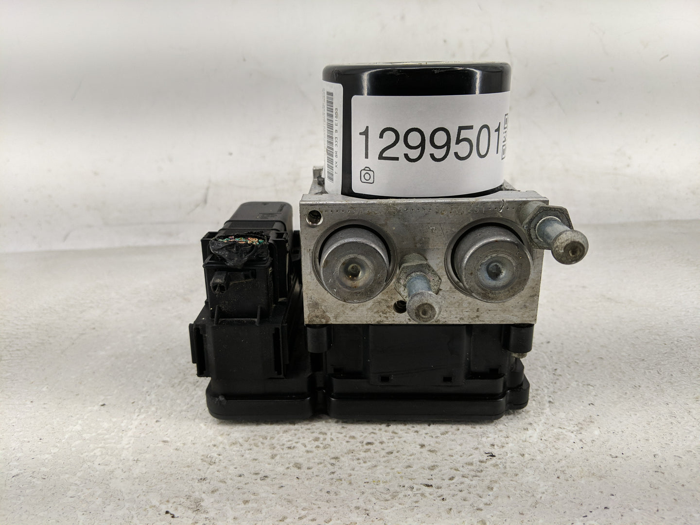 2017 Chrysler 200 ABS Pump Control Module Replacement Fits OEM Used Auto Parts - Oemusedautoparts1.com